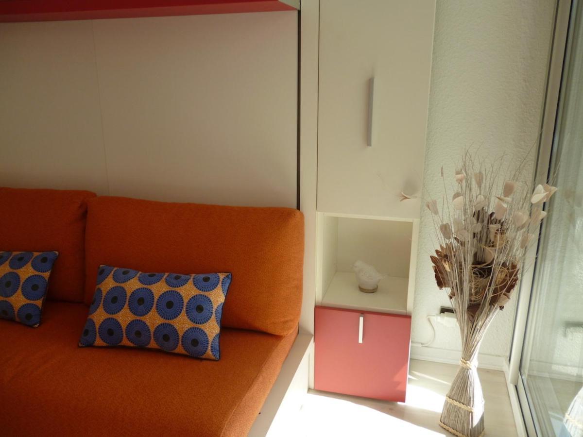 Apartment Lumineux Avec Belle Terrasse Sur Espaces Verts, 100m Carnac